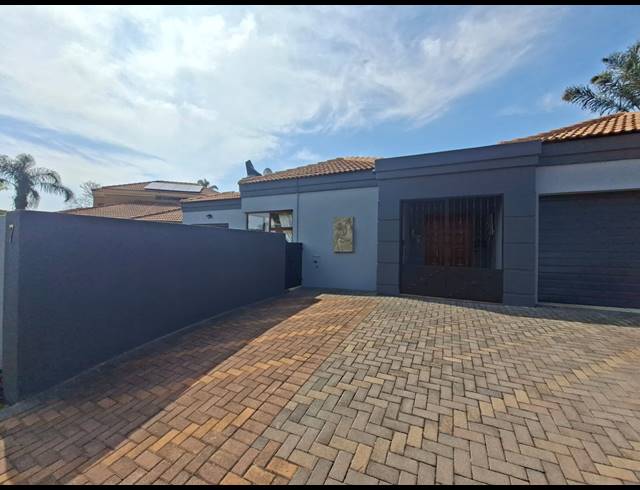3 BEDROOM HOUSE FOR SALE IN GLEN MARAIS